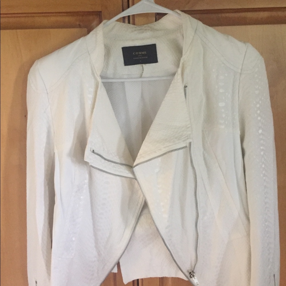 Women’s White Jacket